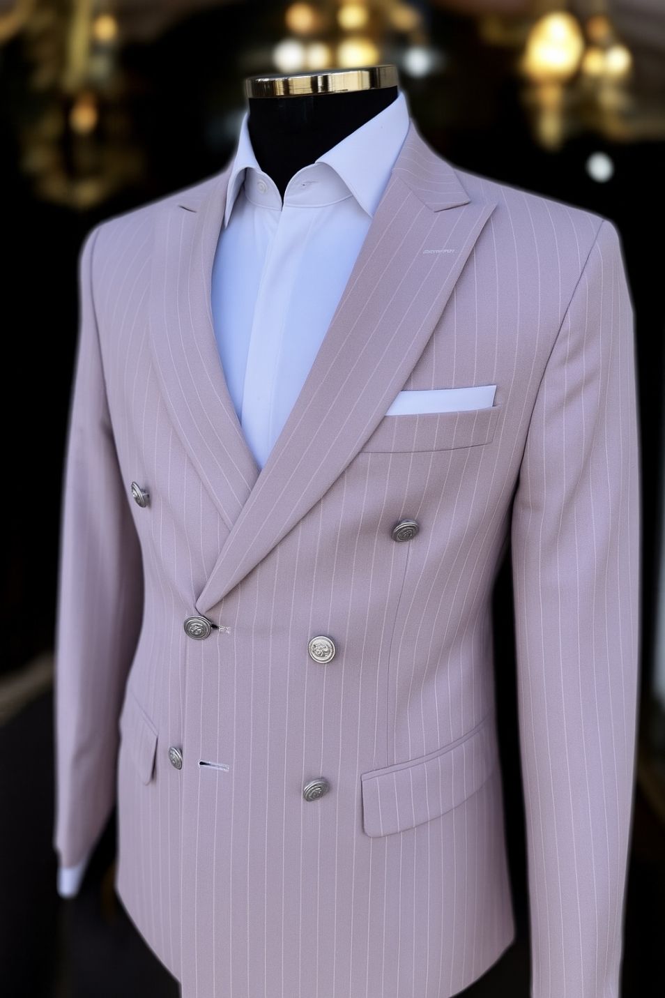 Costum roz pudră cu dungi - C5033